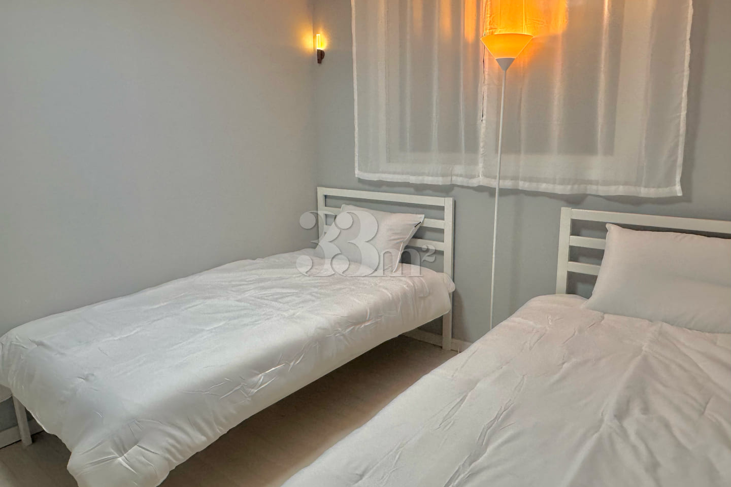 π» Fully renovated, fully furnished two-room 2th image
