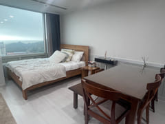 Haeundae Officetel with an Ocean View 1th image