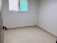 Three-room apartment near Cheonwang Station a 3th image