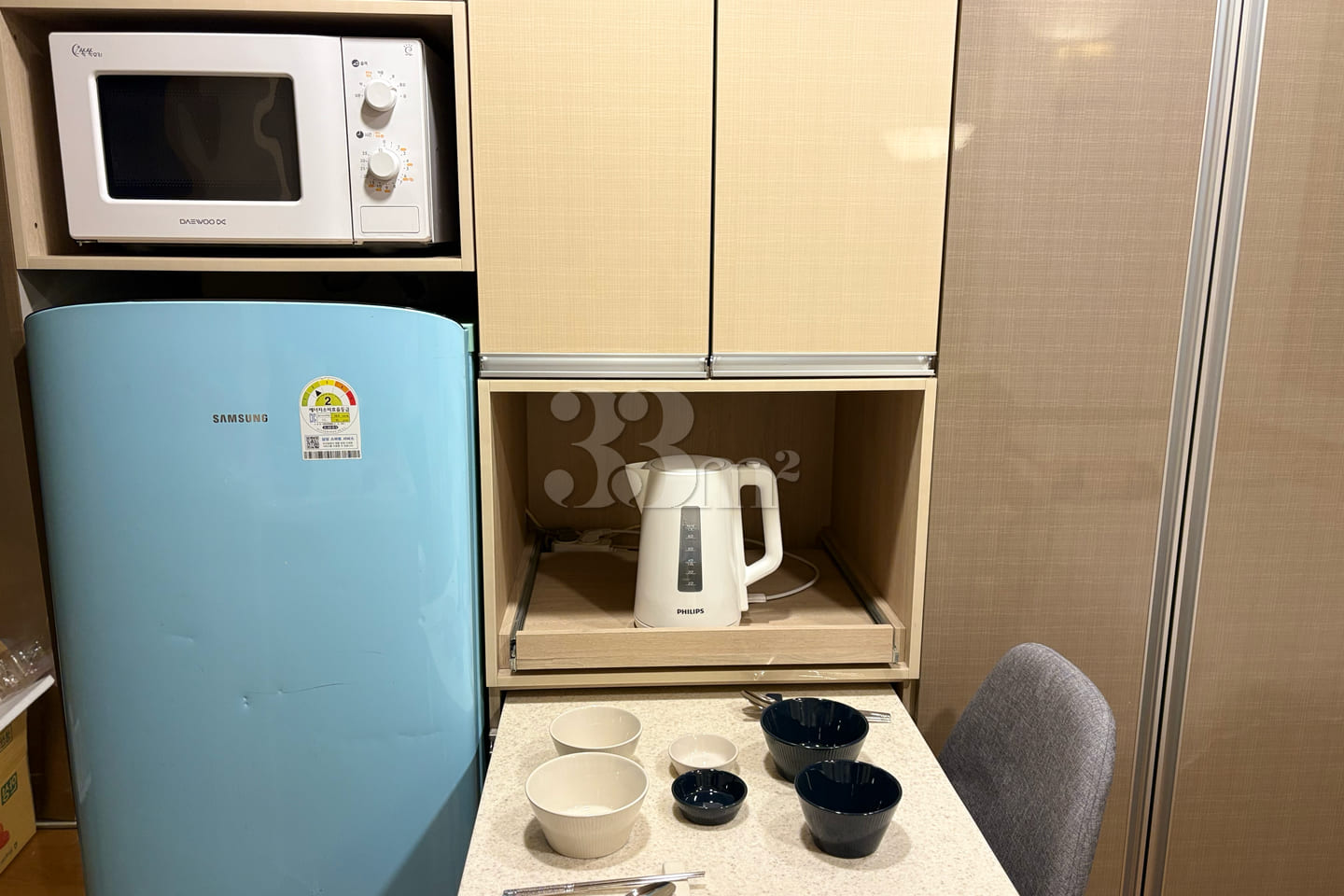 Fully furnished studio, 1 minute from Gunja S 12th image
