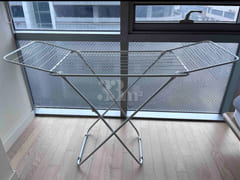 Spacious studio apartment in the center of Ch 12th image