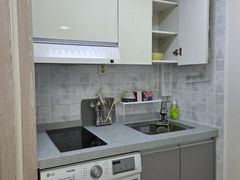 Affordable Women-Only Accommodation in Bongch 8th image