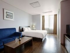 Cozy studio apartment near Seodaemun Station 2th image