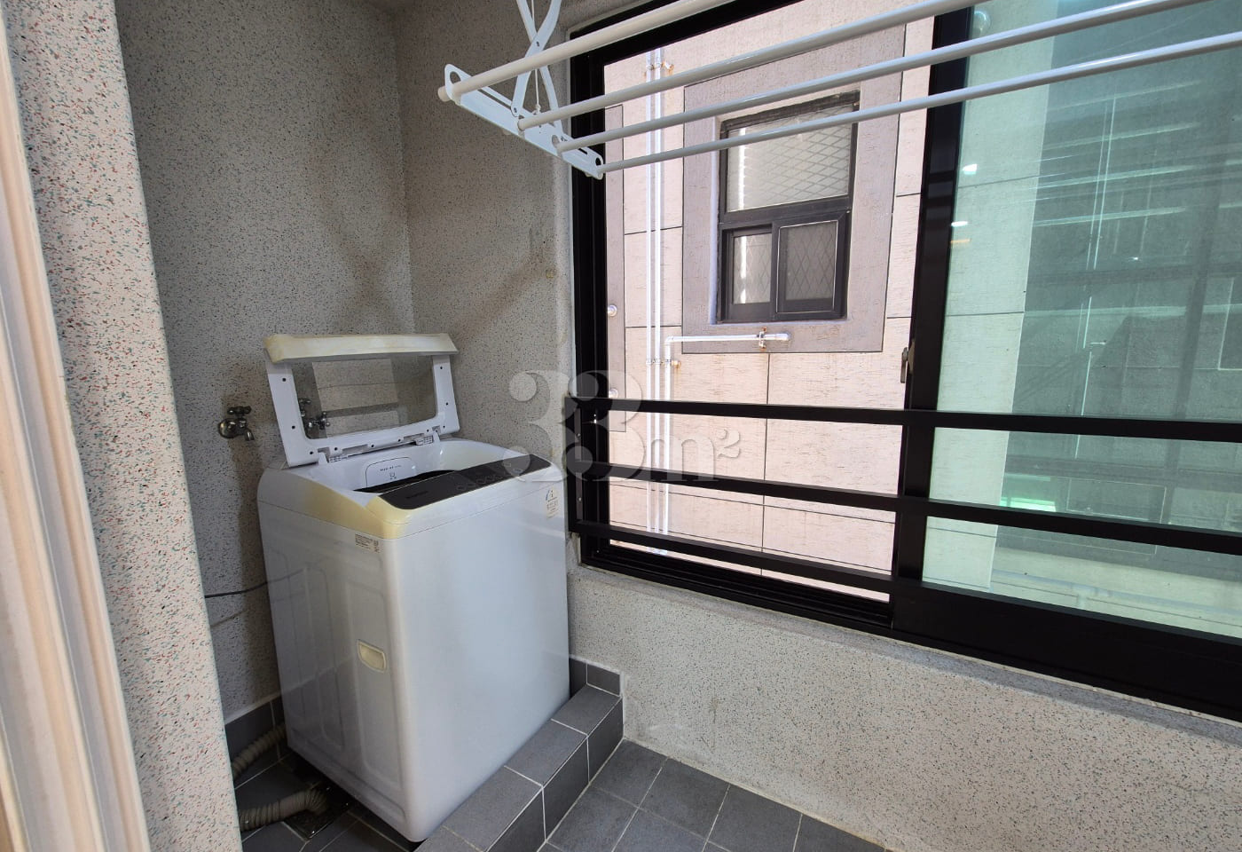Pleasant studio apartment in Gumi 3rd Industr 5th image