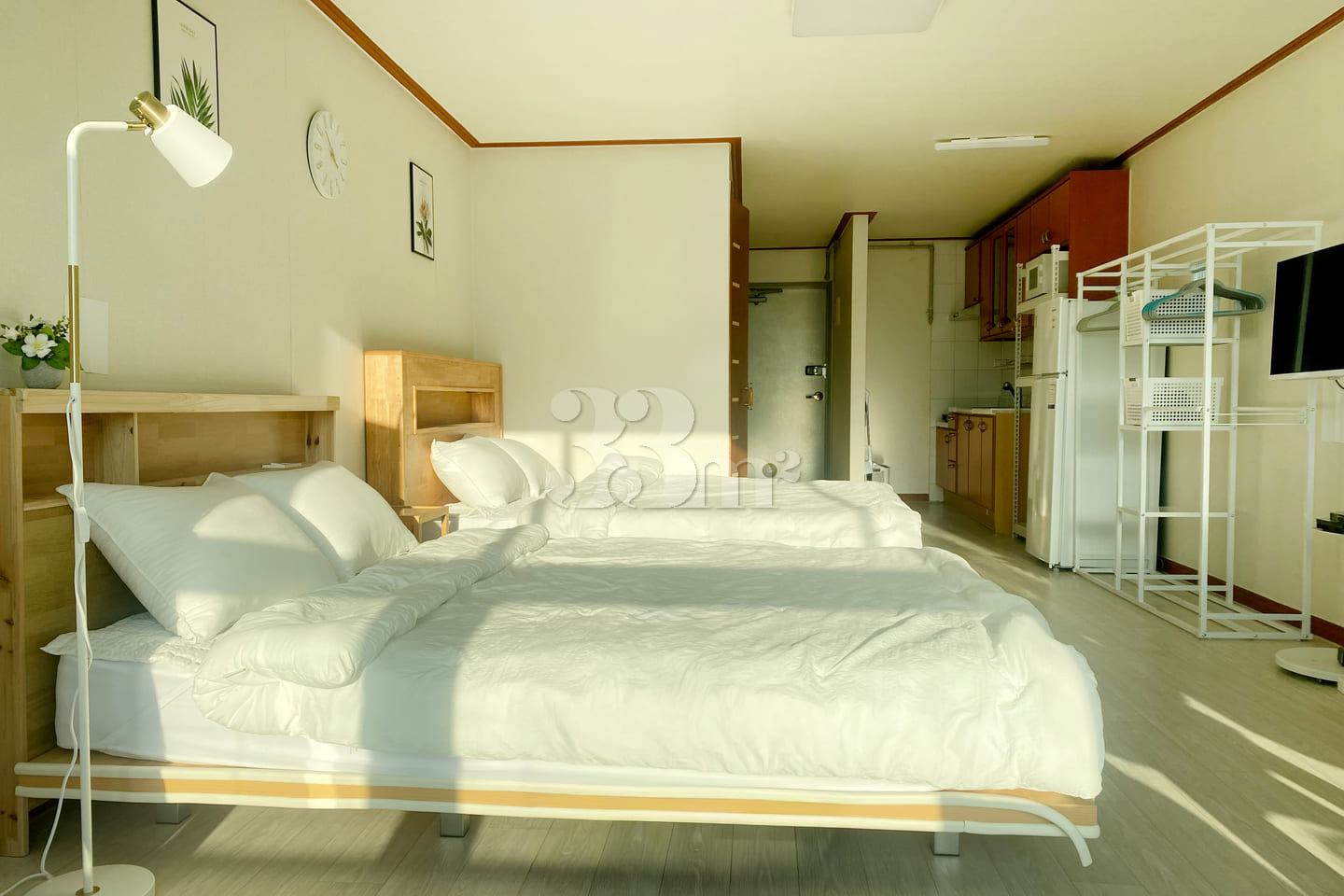 🍀 2 minutes from Beomgye Station / Queen bed 4th image