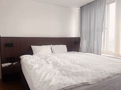 Two Bedrooms 0번째 이미지