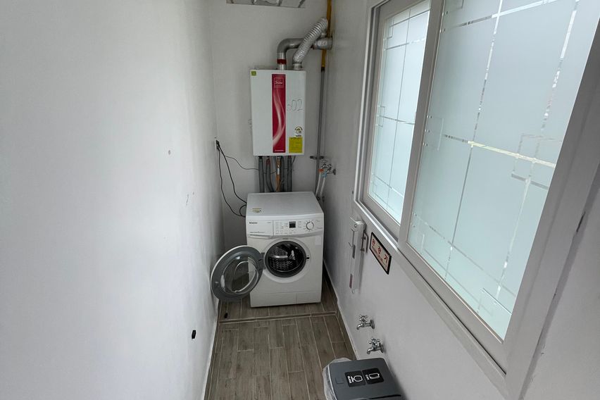 투룸-지하철 1분-풀옵