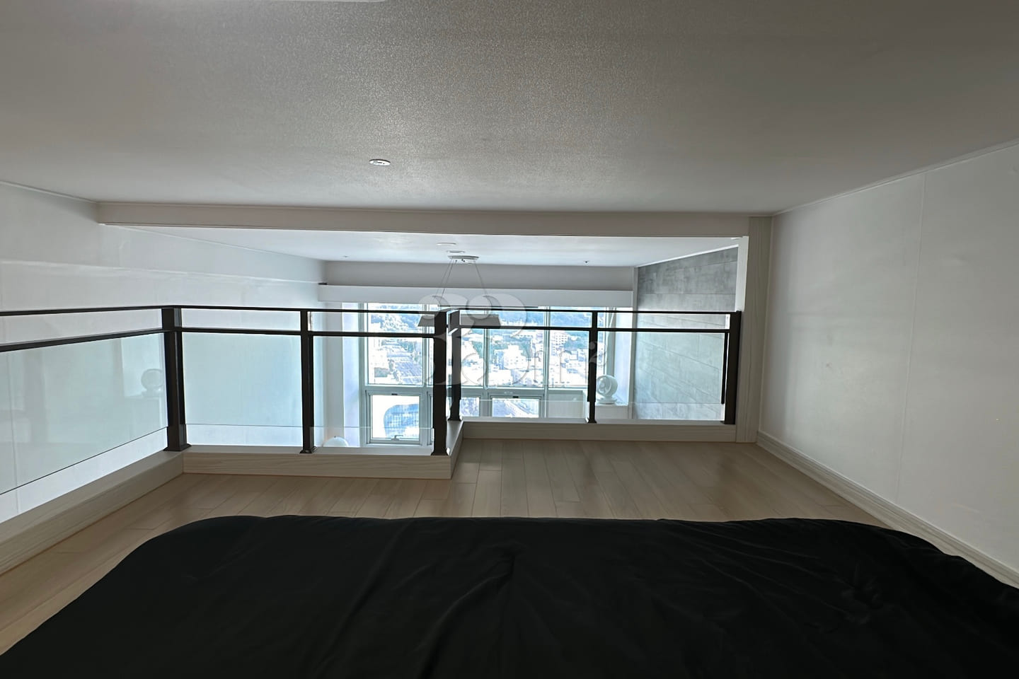 Great value 🔥 Fully furnished, right by the 11th image