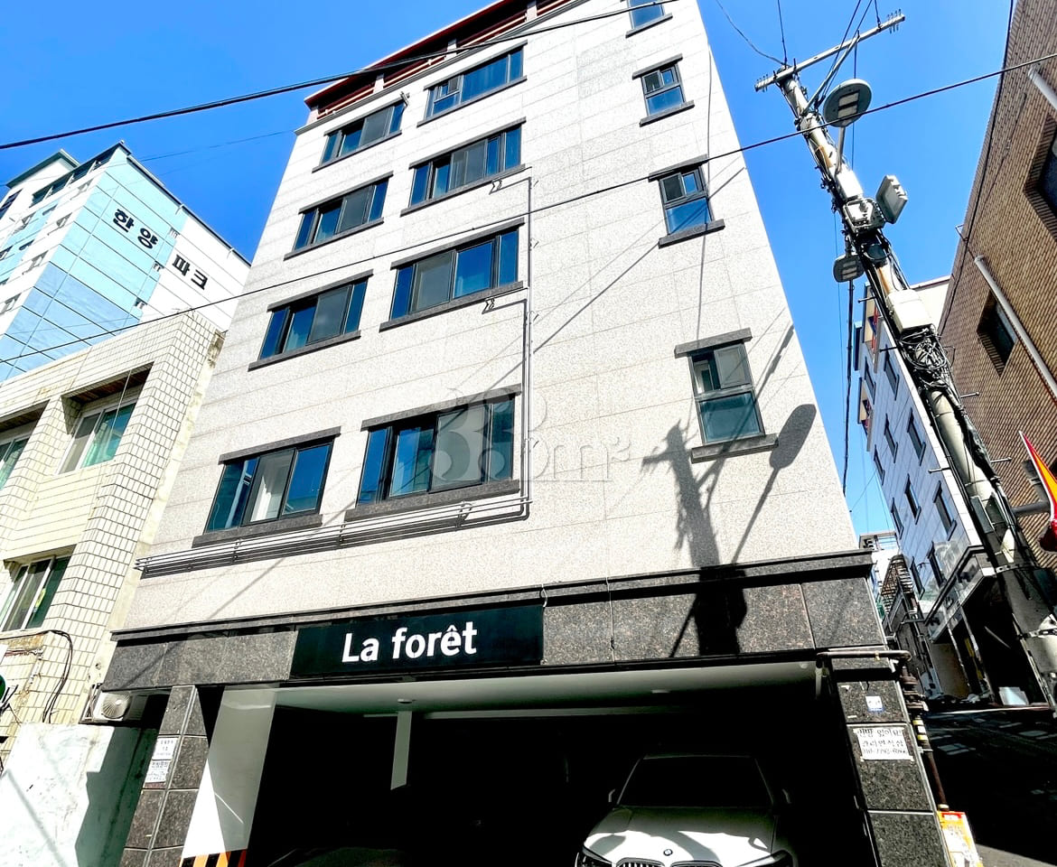 La foret Sensible Studio Apartment 6th image