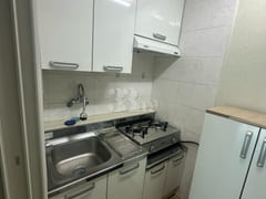 Room 304, a clean room 6th image