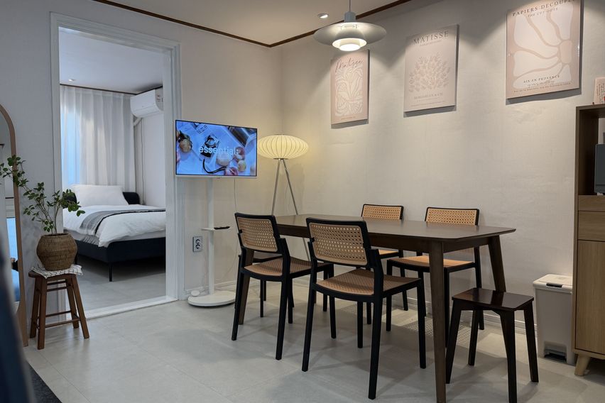 ✴️New listing, 6-minute walk from Hongdae 0th image