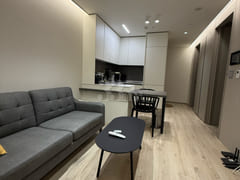 Modern & Clean 3th image
