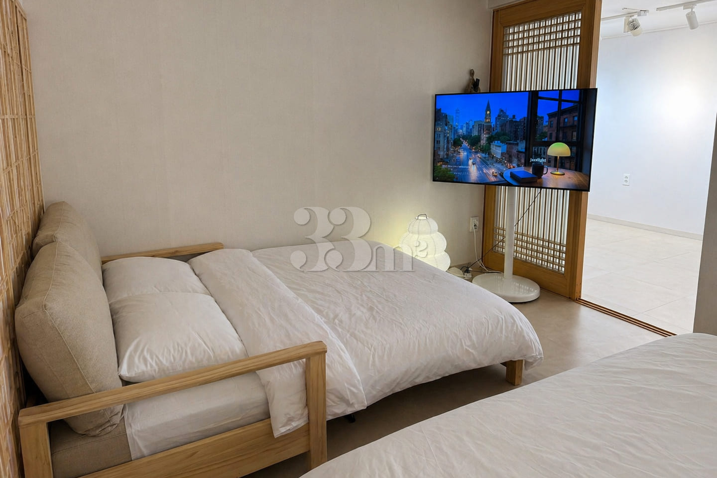 Sangdo Station Two-Room Apartment with Parkin 7th image