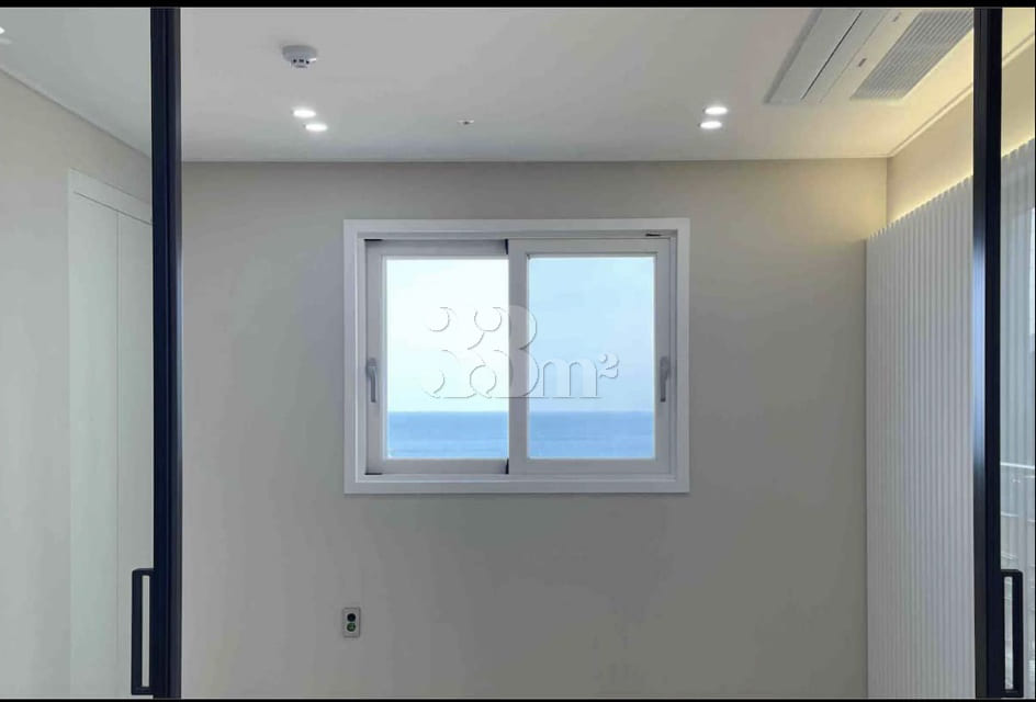 New ocean-view building in Ulsan 10th image