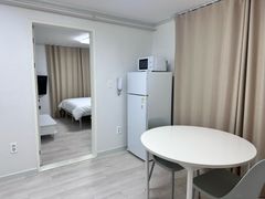 Clean two-room accommodation near Jeonbuk Nat 7th image