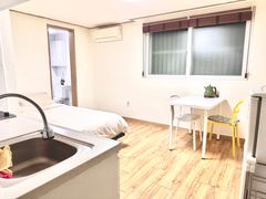 2-minute walk from Nonhyeon Station (studio a 5th image