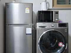 A studio apartment you'll want to stay in 7th image