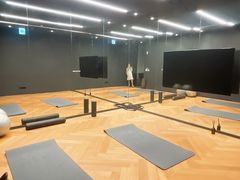 Newly built suite near Cheongdam Intersection 19th image