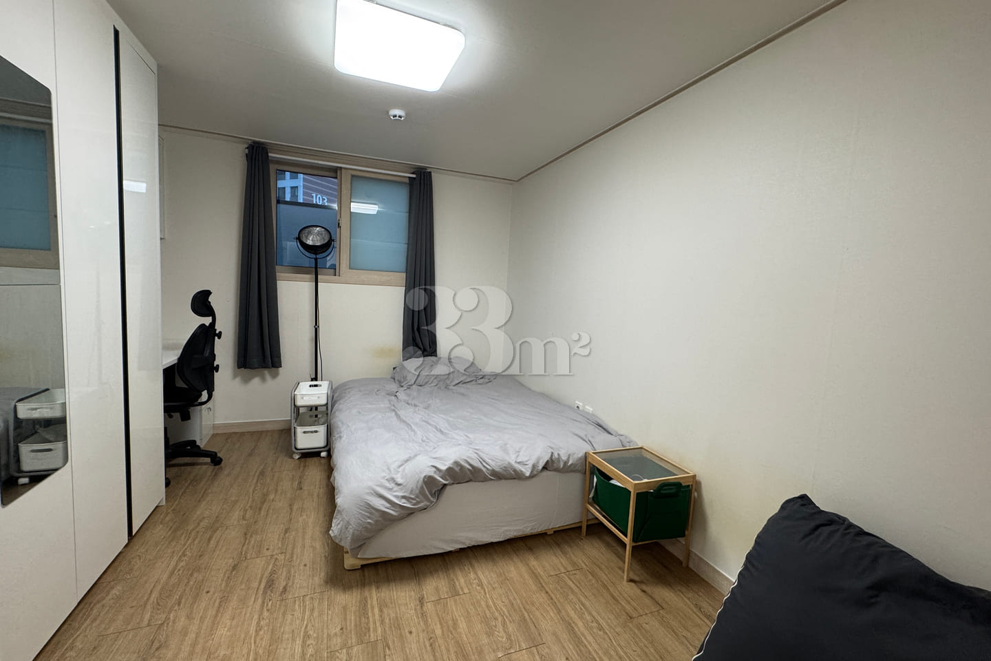 Studio apartment with a separate kitchen (Gwa 2th image