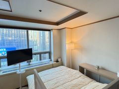 Hongdae Super Prime Location City View ☀️ 2th image
