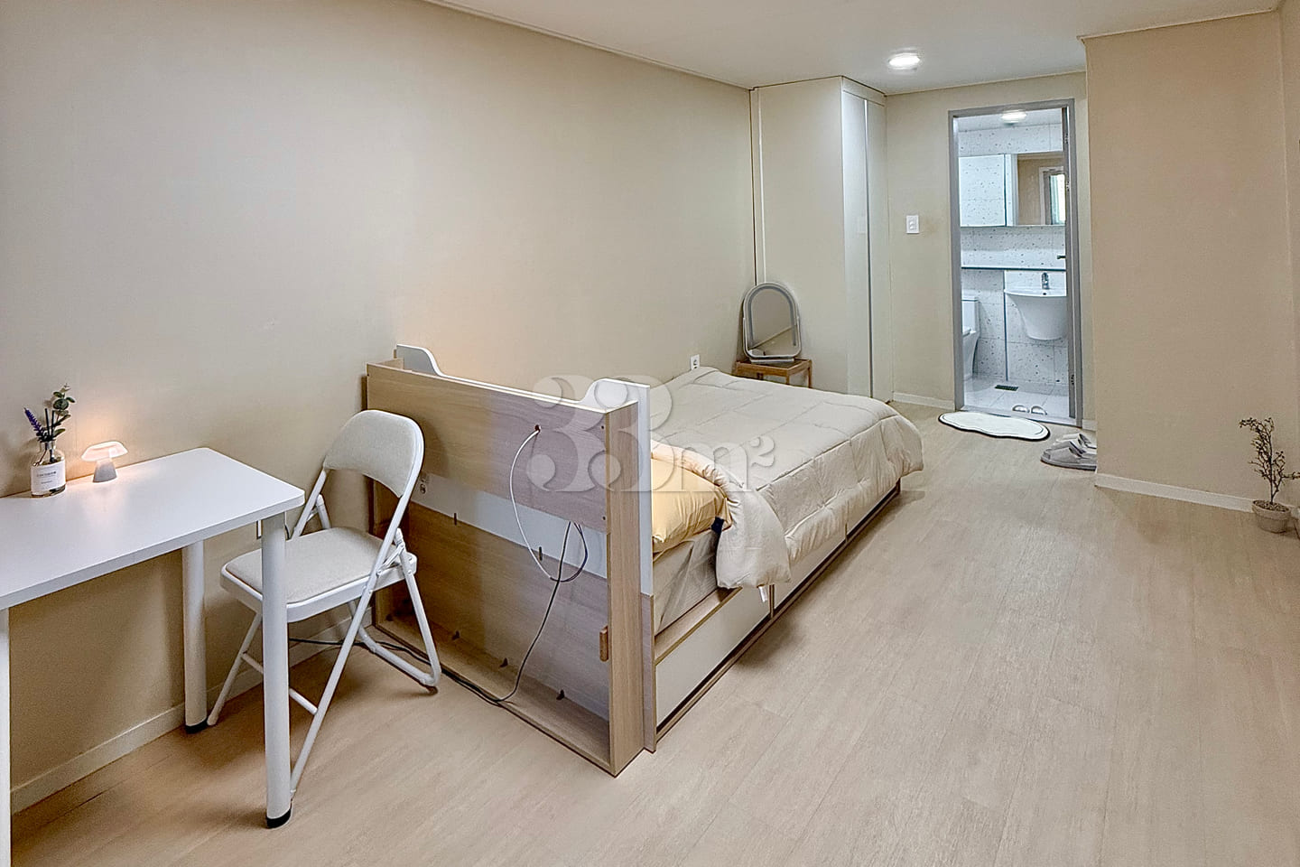 Premium Studio with All Options 🏡 1th image