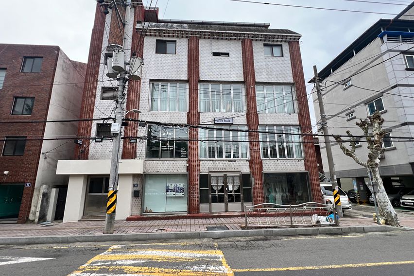 스테이_무채색🏡 2번째 이미지