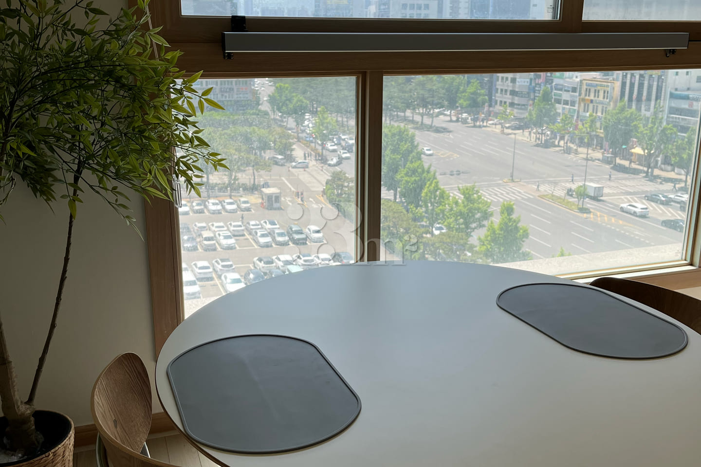 Fully furnished two-bedroom apartment near Da 8th image