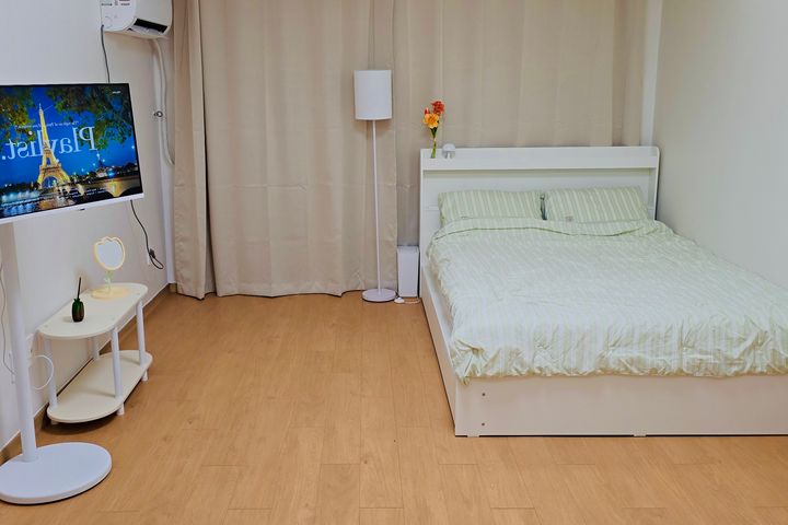 Gangnam Yeoksam 3-min walk, fully furnished ? 1th image