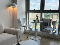 Great value 🔥 Fully furnished, right by the 6th image