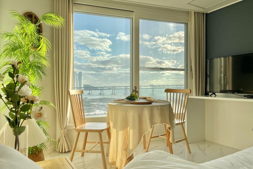 광안 🥰감성숙소