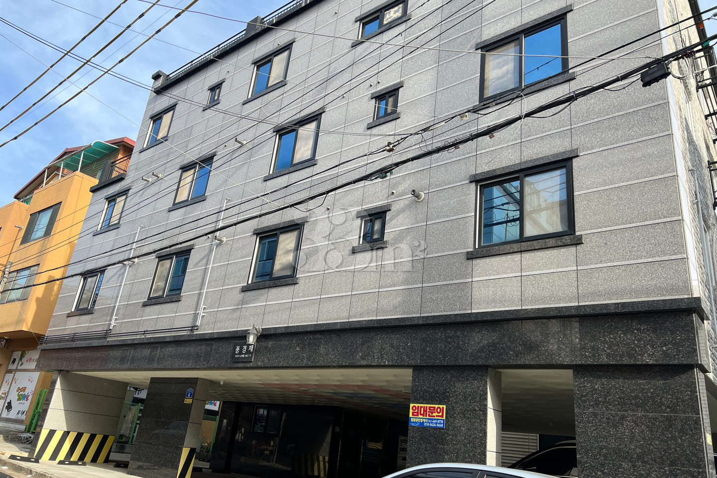Quiet studio apartment in Eumnae-dong 0th image