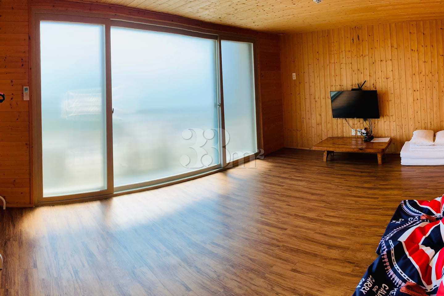17-Pyeong Ocean View Room (3rd Floor) – Ondol 4th image