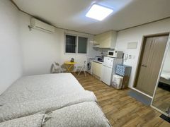 2-minute walk from Nonhyeon Station (studio a 4th image