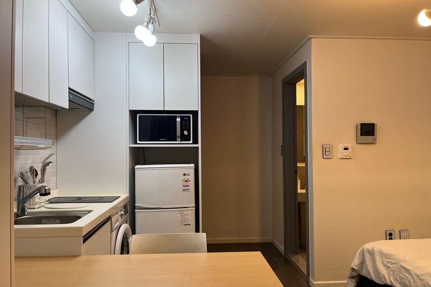 사당역 모던 숙소