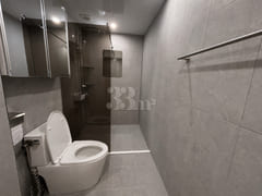 1 minute from Hongdae Station ❤️ Spacious and 18th image