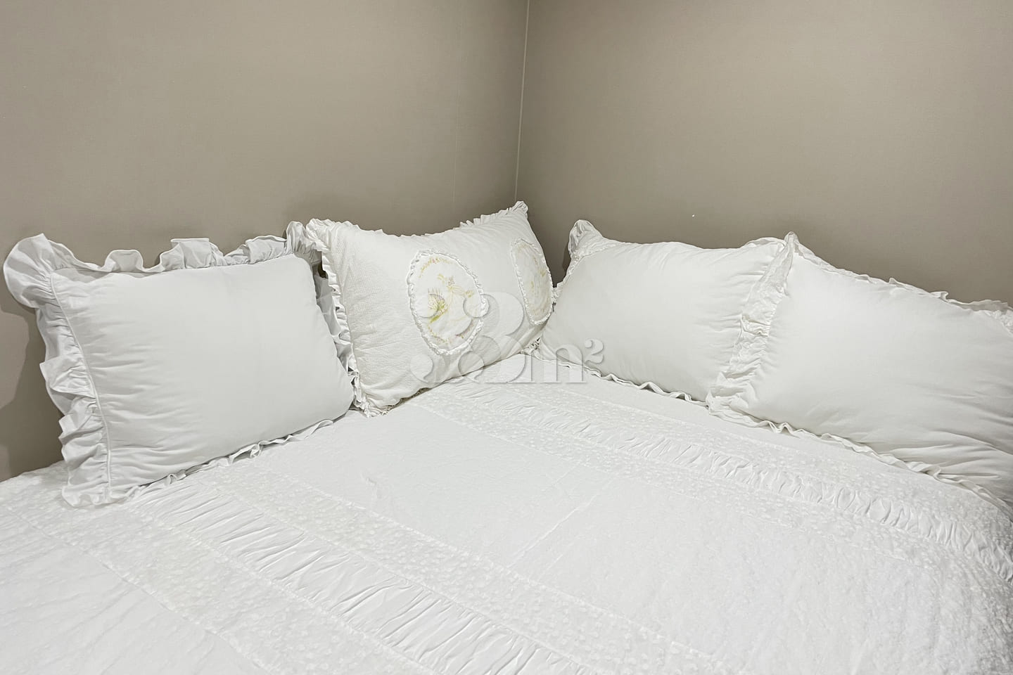 [Chinese] Fully furnished 1.5-room apartment 7th image