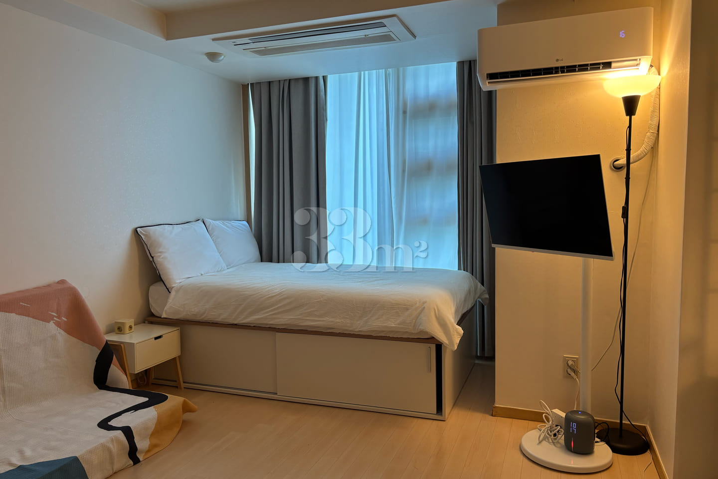 Clean room near Gwanghwamun and Gyeongbokgung 8th image