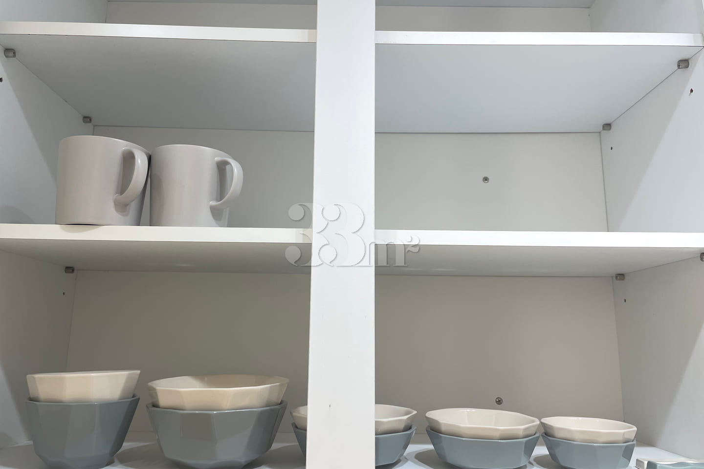 Sadang. Parking available. Modern room for 2  8th image