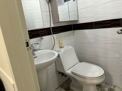 Cost-effective two-bedroom apartment in a dou 3th image