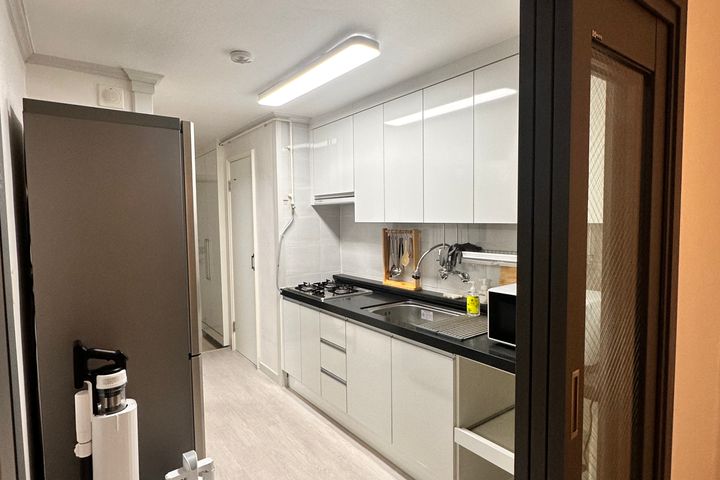 Two-room apartment near Bucheon City Hall/Sin 5th image
