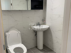 New, fully-furnished apartment in a transport 6th image