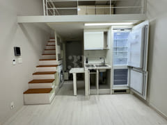 An affordable home with good transportation. 0th image