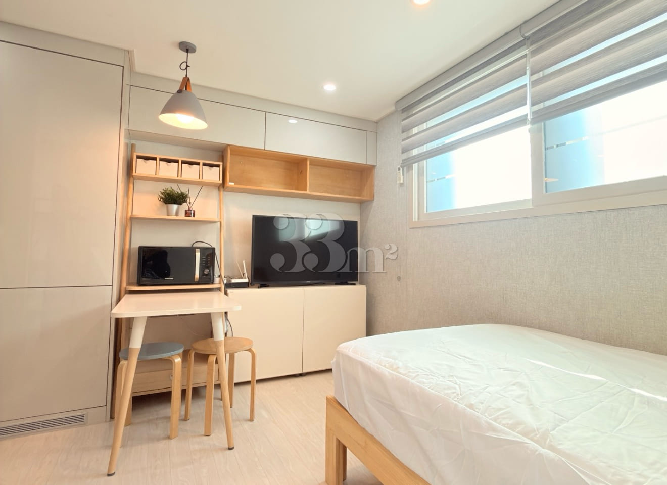 🌈 Newly built, fully furnished, and filled w 1th image