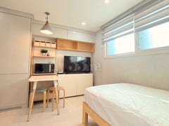 π Newly built, fully furnished, and filled w 1th image