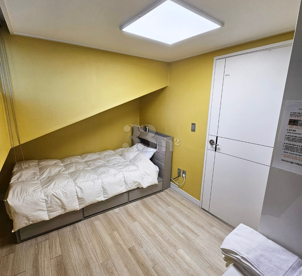 abc fully-furnished mini two-room apartment 13th image