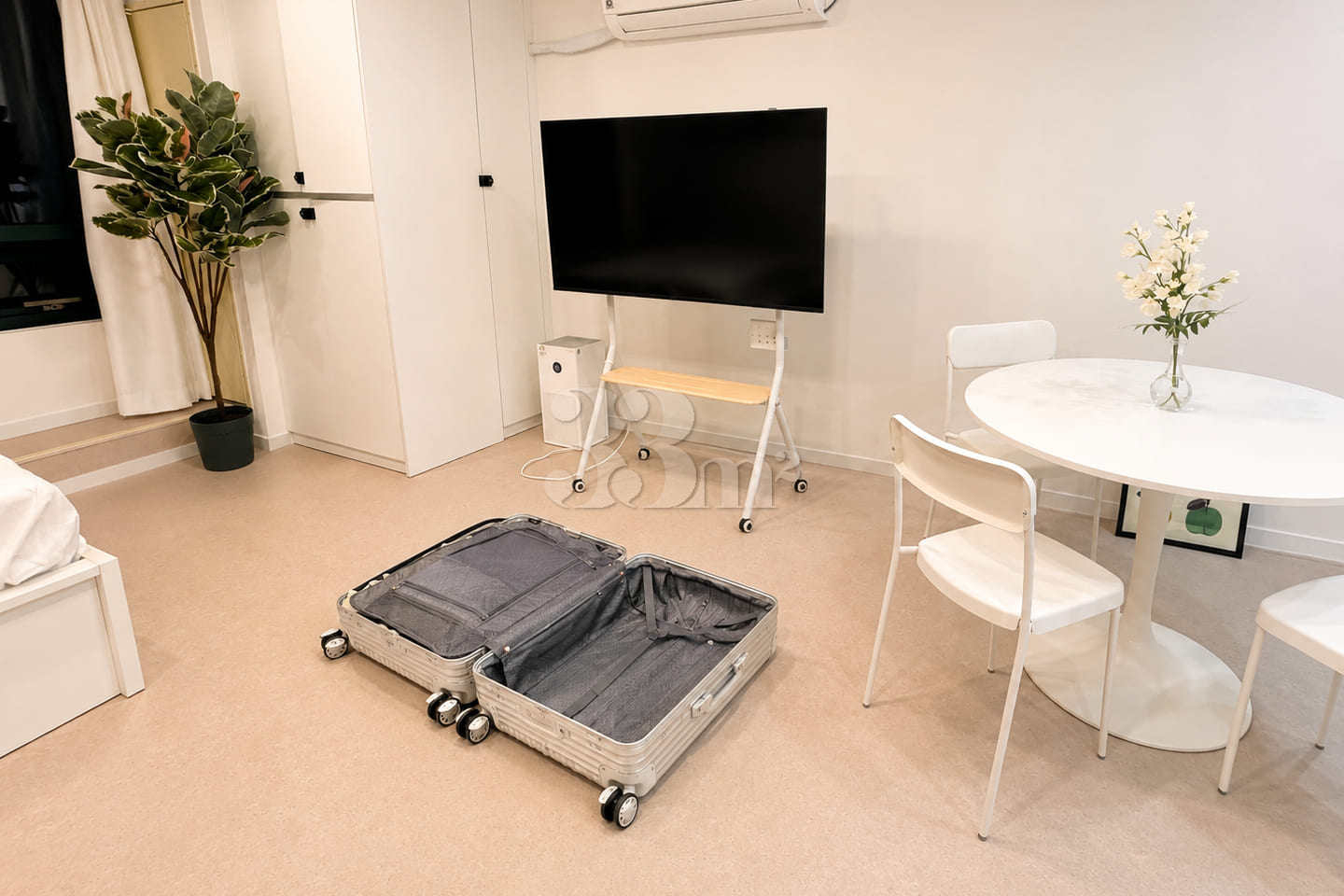 1 minute from Hongdae Station ❤️ Spacious and 14th image
