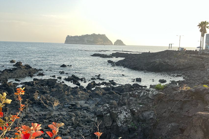 법환포구 돌담집 밖거리