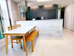 3 Bedrooms / Ocean View / Top Floor ๐ 1th image