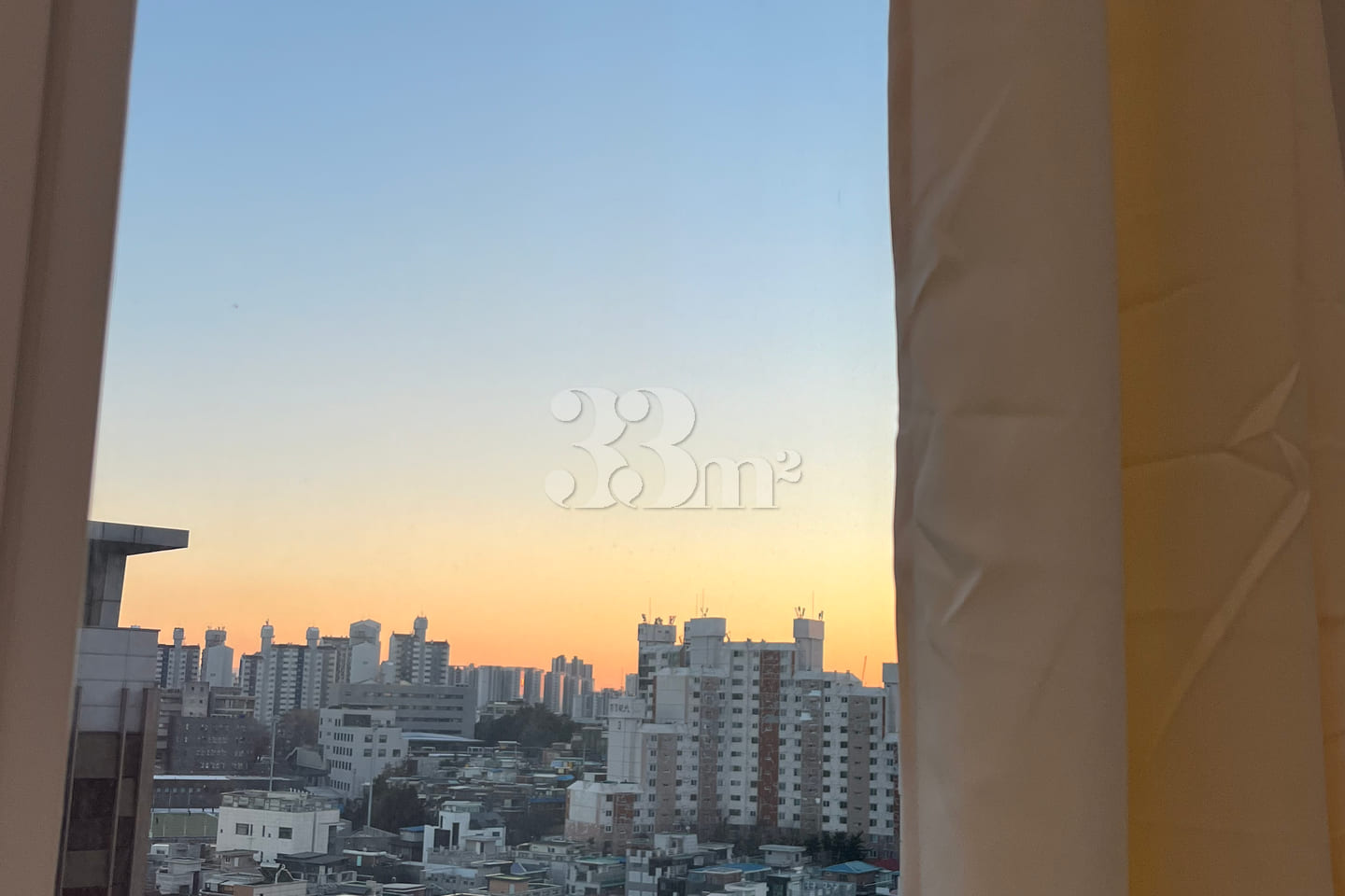 3-minute walk from Hoegi Station, duplex offi 2th image