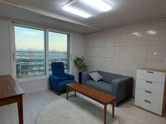 Three-room apartment in Junggok-dong with par 6th image